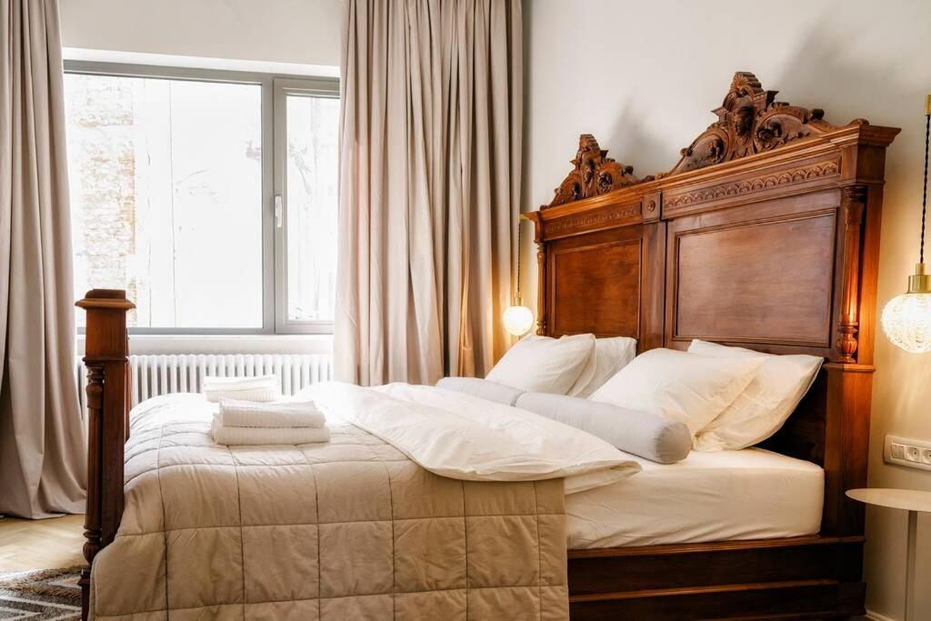 Luxurious Huge Flat With Large Terrace Apartment Bucharest Exterior photo