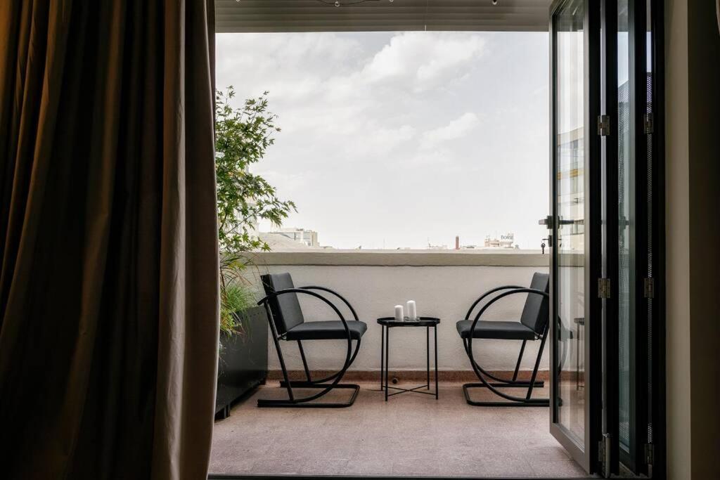 Luxurious Huge Flat With Large Terrace Apartment Bucharest Exterior photo
